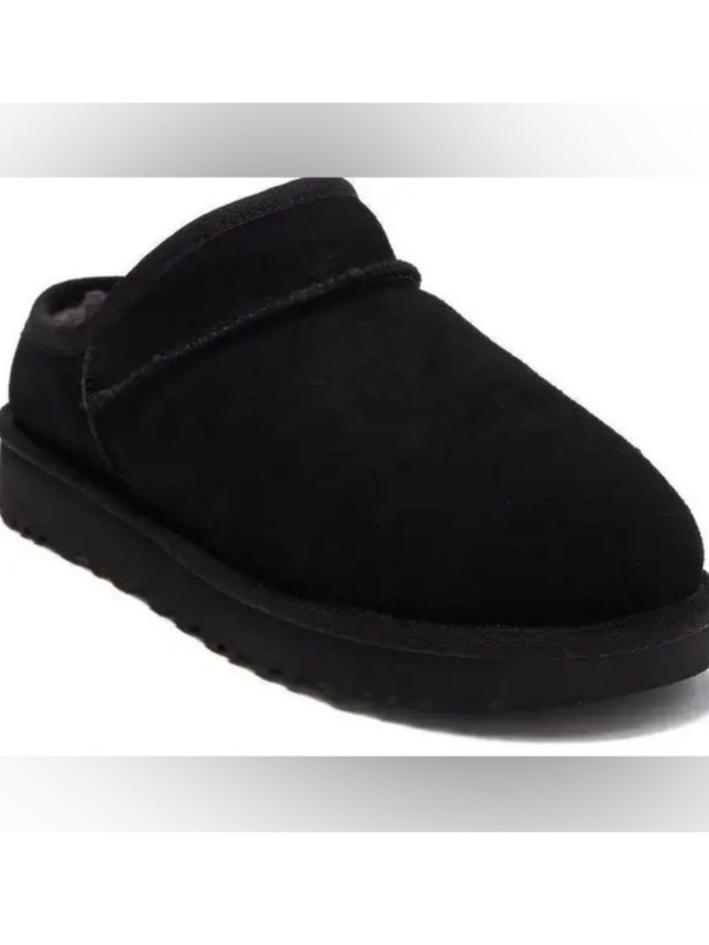 Bearpaw women’s black slippers indoors/outdoor